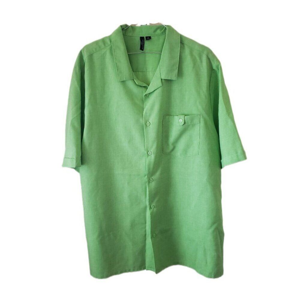 Design Collective by Cintas Men's Green Short Sleeve Button Front Shirt w/Pocket